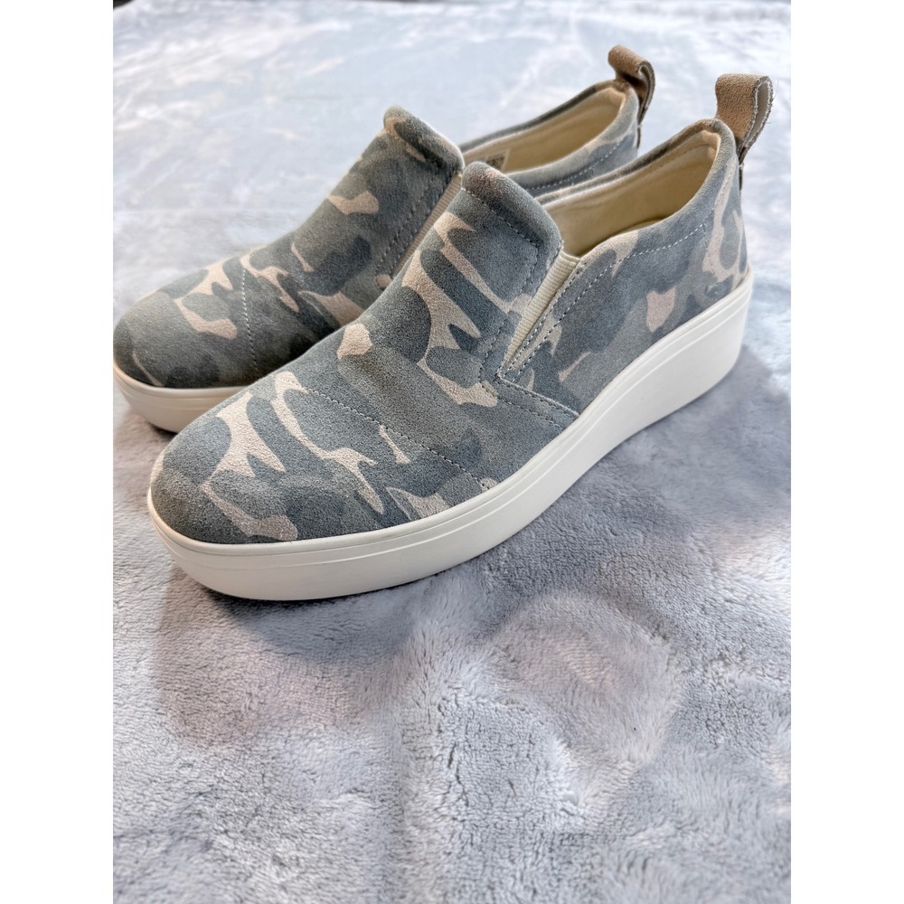 TOMS Women's Slip On Wedge Sneakers Alpargata Camo‎ Camouflage Print Size 8.5